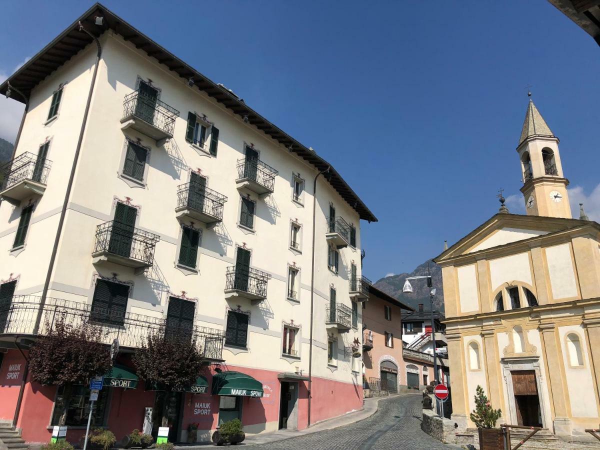 Residence Milcar Chiesa in Valmalenco Exterior photo